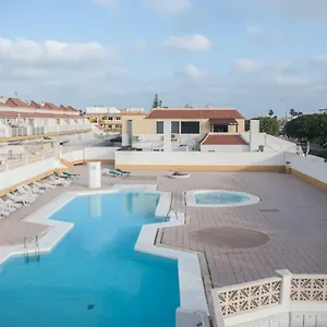 https://sunny-centrical-apartment-in-los-amigos.in-canary-islands.com